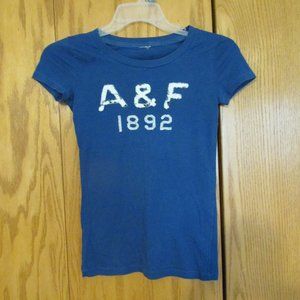 ABERCROMBIE & FITCH WOMEN'S JUNIOR'S SIZE S (3 / 5) T-SHIRT ROYAL BLUE 1892 TOP